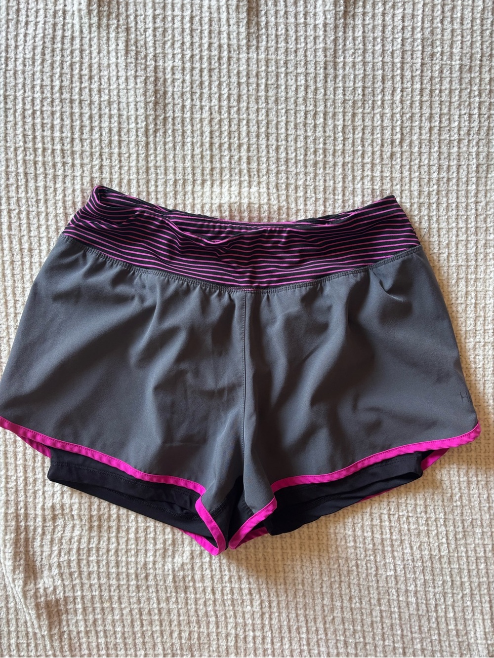 Marika Women’s 2-in-1 Running Shorts Black Pink Size M